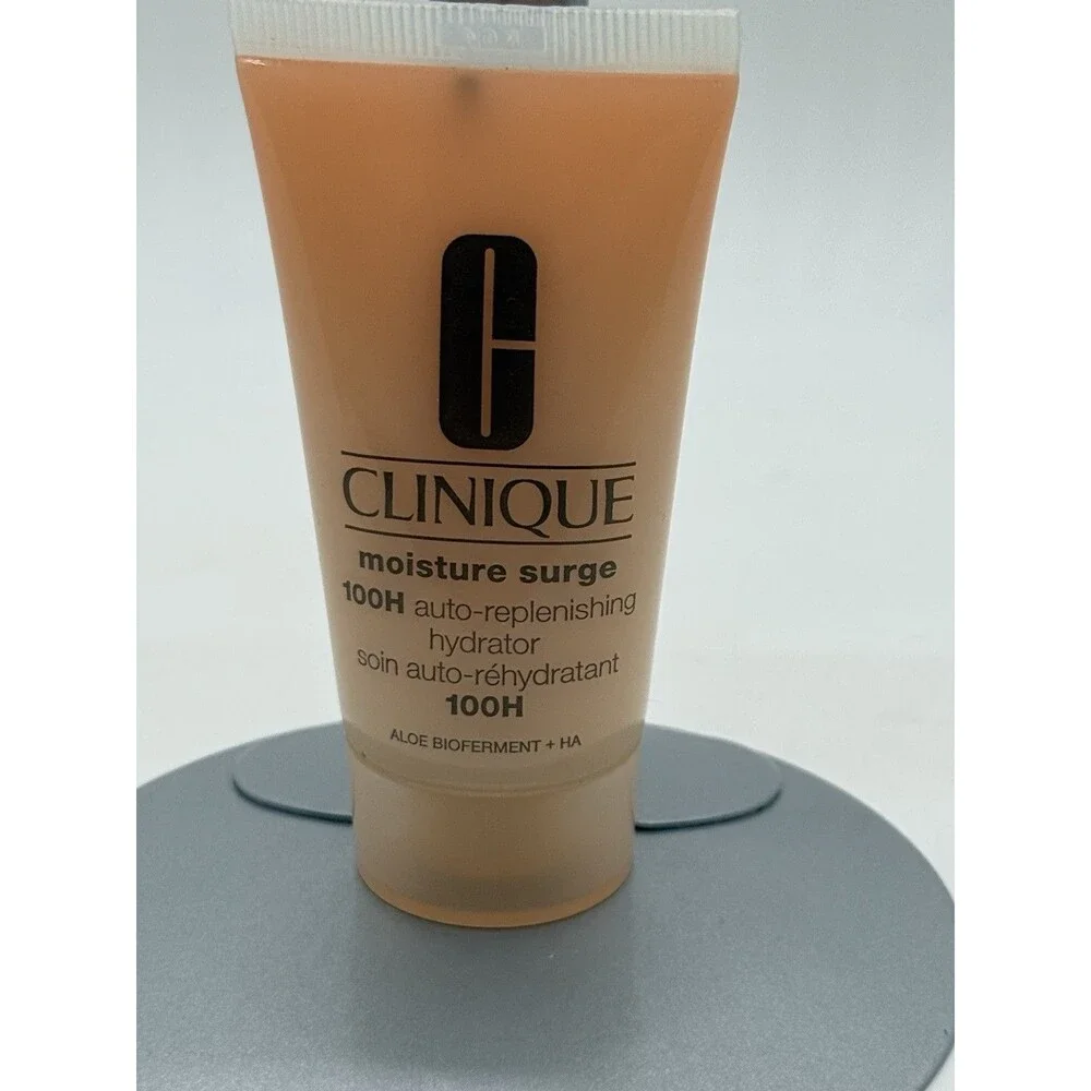 Clinique 3-Pcs Fan Favorites Set  Moisture Surger, Quickliner &‎ Mascara MRSP$52